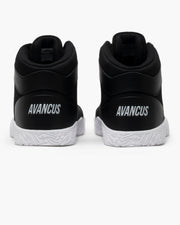 AVANCUS APEX POWER V3.0 ハイトップ ゴーストのベアフットシューズを真後ろから左右揃えて捉え、ヒールカウンター形状と踵周りのホールド構造が分かる構図
