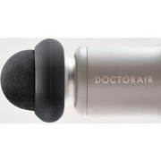 DOCTORAIR エクサガンLUXE ブラックの本体先端を横から捉え、丸型のクッション性があるアタッチメントを装着した状態を確認できる構成