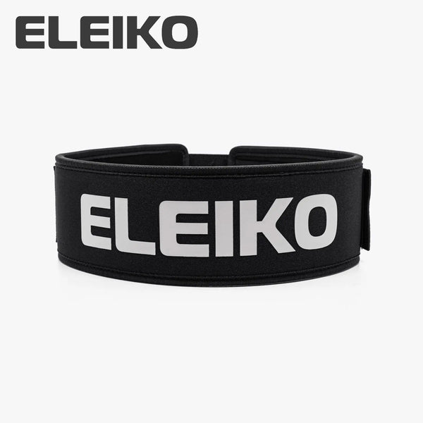 ELEIKO ハイブリッドリフティングベルト インクブラックを正面から捉え、幅広設計と中央のELEIKOロゴ配置が分かるトレーニングベルト外観
