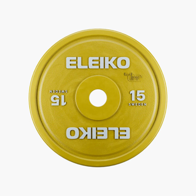 ELEIKO 新型パワーリフティングコンペティションプレート IPF公認品 黄色 正面から捉えた15kgウェイトプレート、ELEIKOロゴと重量表示、中央スリーブ穴とIPF公認刻印が確認できるフロントビュー