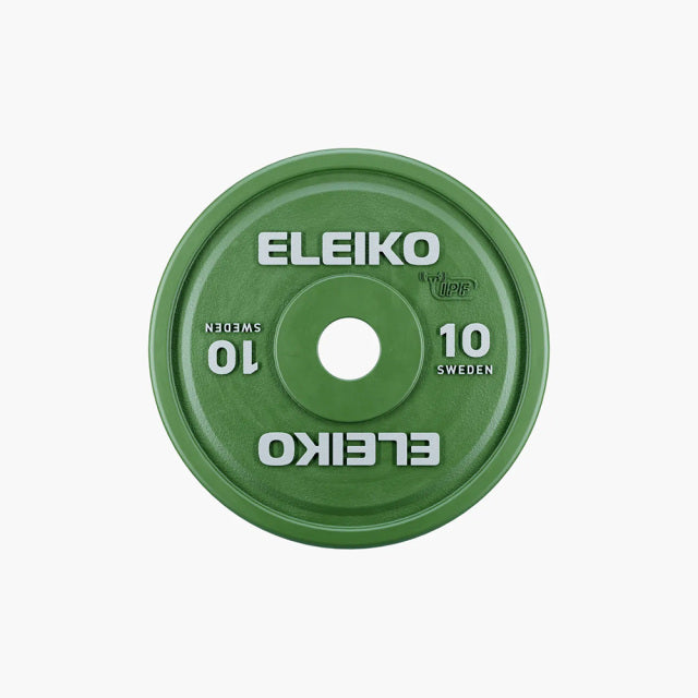 ELEIKO 新型パワーリフティングコンペティションプレート IPF公認品 緑 正面から捉えた10kgウェイトプレート、ELEIKOロゴと重量表示、中央スリーブ穴とIPF公認刻印が確認できるフロントビュー
