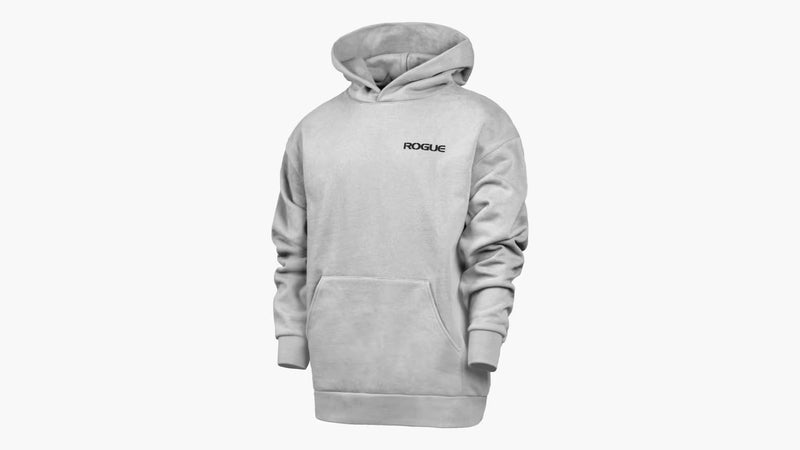 ROGUE フリーダムパーカー グレーヘザー 正面斜めビュー、胸元のROGUEロゴとカンガルーポケット、ドロップショルダーのボックスシルエットが分かるメンズパーカー