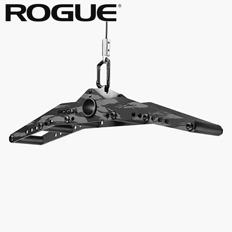 ROGUE CG-1C マルチグリップキャンバーケーブル＆ランドマインアタッチメント（アルミニウムフレーム）カモを正面やや上から捉えた全体構造、複数グリップ配置と湾曲フレーム形状が分かるケーブルアタッチメント