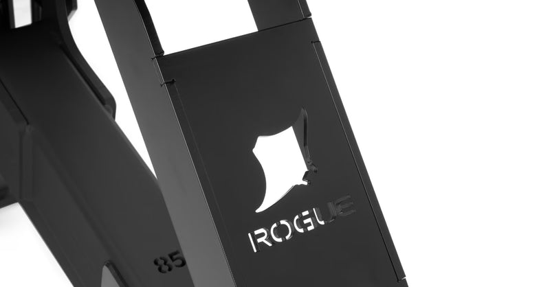 ROGUE マンタレイアジャスタブルベンチ テクスチャーブラック仕様のマンタレイロゴとレーザーカットブランドロゴの詳細