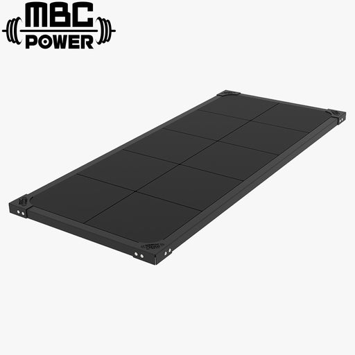MBC プラットフォーム ブラック ラバーマットを組み込んだ完成状態を斜め上から俯瞰、全面構成とマット配置、フレームとの一体感が分かる視点