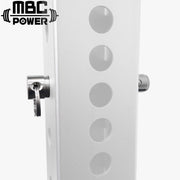 MBC オリジナルラック DIY用カスタムパーツ類 シルバーのストッパーピンを支柱側面から水平視点で装着した状態、ピン径とロック機構が分かるディテール構成